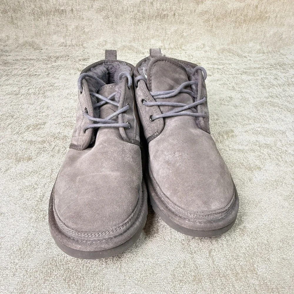 UGG Men's Gray Suede Chukka Ankle Boots Lace-Up Lined Round Toe US 10